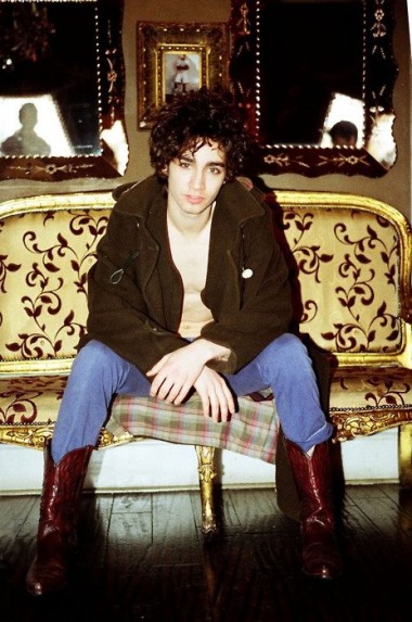 Robert Sheehan