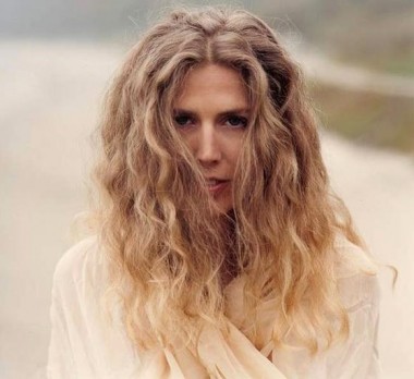 Sophie B. Hawkins